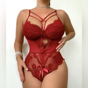 Floral Lace Open-CrotchTeddy